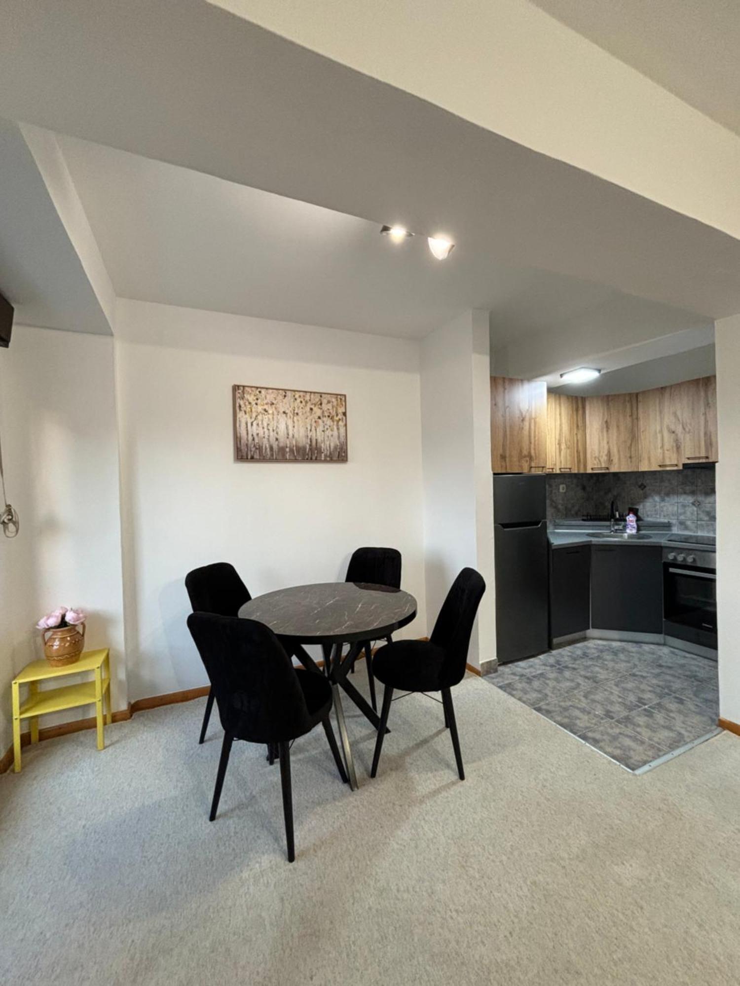 Appartamento Urban Loft Skopje Esterno foto