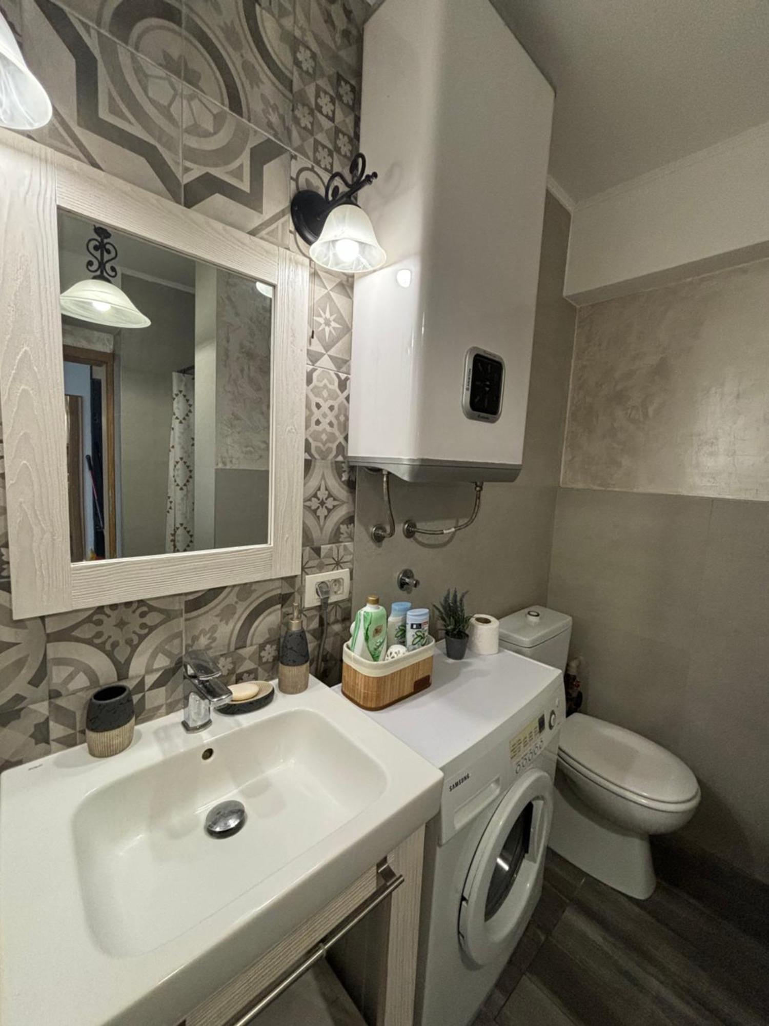 Appartamento Urban Loft Skopje Esterno foto